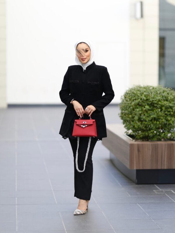 Black top + skirt + pants - Image 11